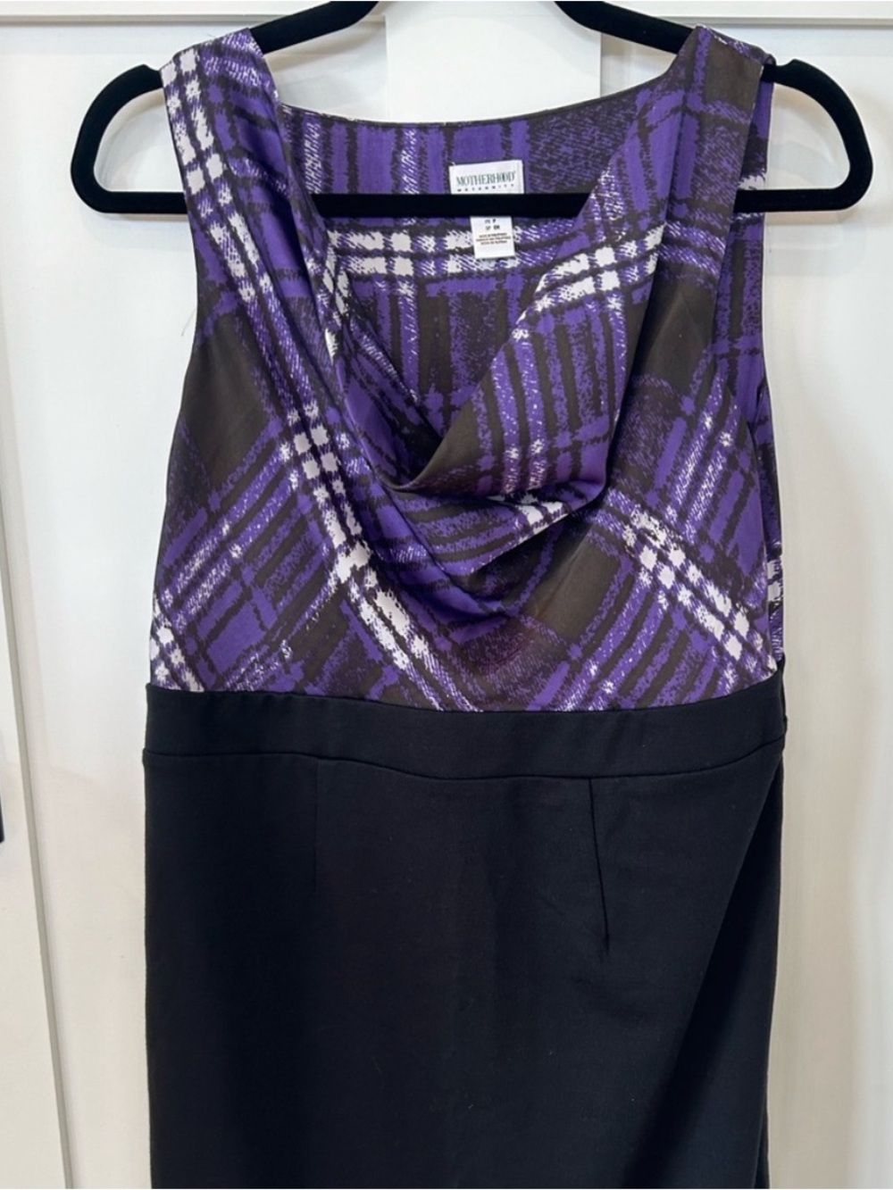 Sleeveless Maternity Dress (Size Small)